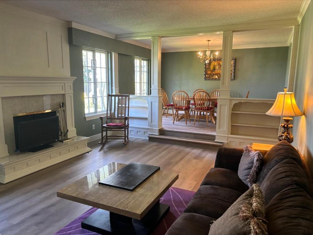 Homestay Cozy Retreat On Sandpiper Court - H With Share Bathroom