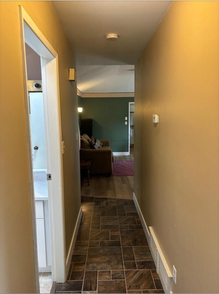 Homestay Cozy Retreat On Sandpiper Court - H With Share Bathroom Richmond