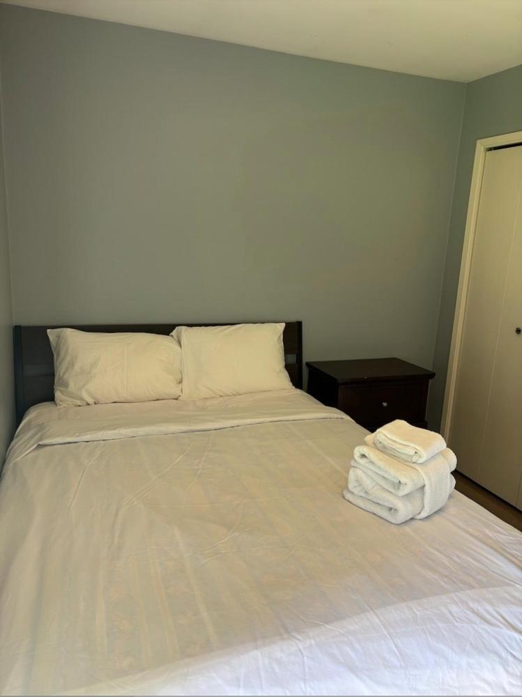 Cozy Retreat On Sandpiper Court - H With Share Bathroom Homestay Richmond