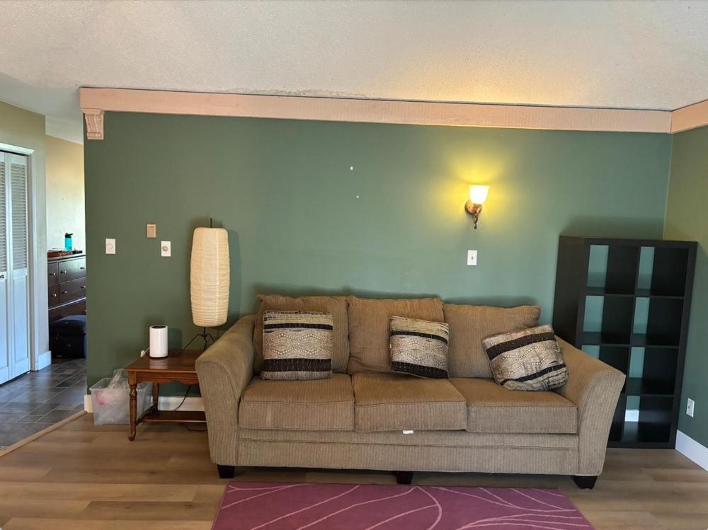 Cozy Retreat On Sandpiper Court - H With Share Bathroom Richmond