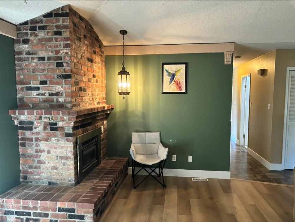 Homestay Cozy Retreat On Sandpiper Court - H With Share Bathroom Richmond