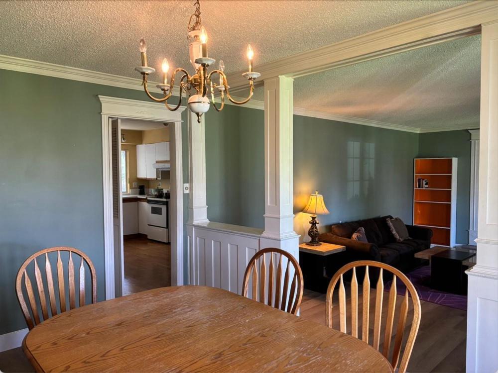 Cozy Retreat On Sandpiper Court - H With Share Bathroom Homestay *